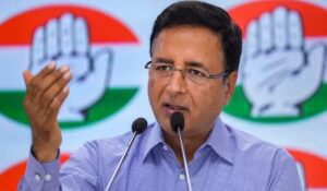 Haryana Politics: Randeep Surjewala हरियाणा सरकार को निशाना साधते हैं, 'बेरोजगारी युवाओं को प्रवासी बना