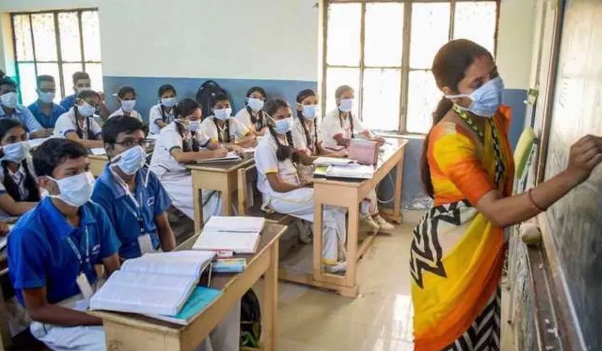Read more about the article Haryana Government School News: 9वीं से 12वीं तक के छात्रों के लिए ऑनलाइन जमा कराने होंगे शुल्क, ऑर्डर जारी हुआ