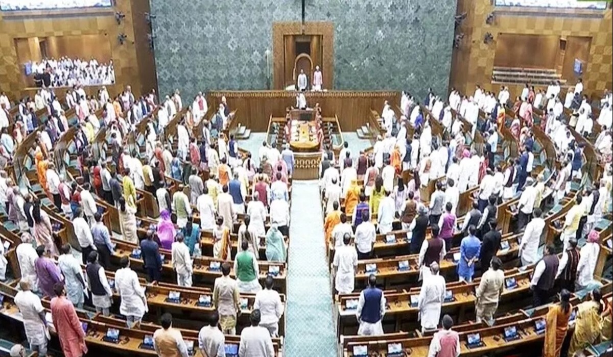 You are currently viewing Haryana News: …जब गृह में दूध देने वाले पेड़ों के मुद्दे पर बहस हुई, तो यह दशक 1969 के बारे में