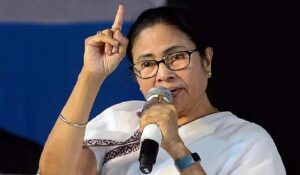 Mamata Banerjee ने कहा कि मुस्लिमों में - दंगों के दौरान शांत रहें, अन्यथा NIA आ जाएगा