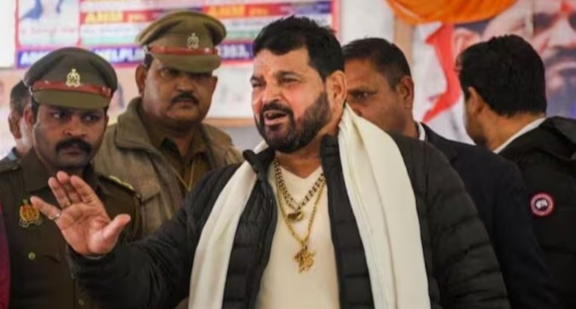 You are currently viewing बृजभूषण ने बीजेपी के इस प्रस्ताव को खारिज कर दिया, अब पार्टी कोर्ट के फैसले का इंतजार कर रही