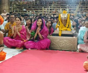 Read more about the article अभिनेत्री वाणी कपूर और राशि खन्ना ने किए बाबा महाकाल के दर्शन
