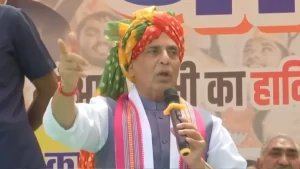 Read more about the article जो सरकार मां-बेटी की रक्षा नहीं कर सकती, उसे सत्ता में रहने का कोई अधिकार नहीं : राजनाथ सिंह