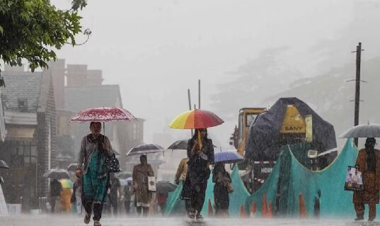 You are currently viewing मध्यप्रदेश में बारिश का सबसे स्ट्रॉन्ग एक्टिव, मौसम विभाग ने कहीं रेड तो कहीं ऑरेंज अलर्ट जारी किया; स्कूल-कॉलेजों में अवकाश घोषित