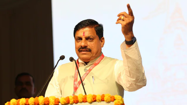 Read more about the article CM डॉ. यादव की उपस्थिति में 27 सितंबर को सागर में होगा इंडस्ट्री कॉन्क्लेव: नवीन एवं प्रस्तावित परियोजनाओं का होगा शिलान्यास एवं भूमि-पूजन, उद्योगपतियों के साथ वन-टू-वन चर्चा और सेक्टोरल सत्र होंगे