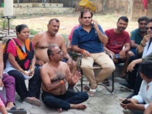 Read more about the article Indore की राजनीति में बवाल! पार्षद के घर पर 30-40 लोगों का हमला, वायरल ऑडियो से तूल पकड़ा मामला; परिवार ने CM यादव से की न्याय की अपील