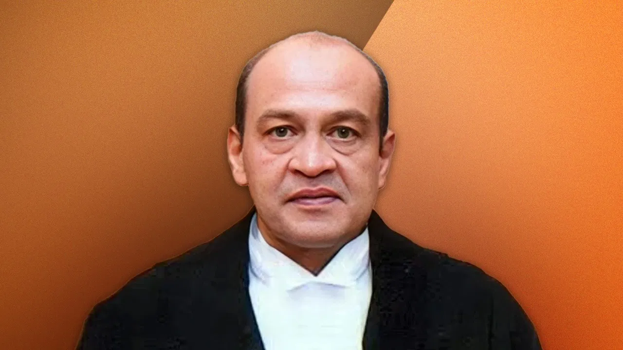 You are currently viewing जस्टिस वर्मा के इलाहाबाद हाईकोर्ट ट्रांसफर पर बार एसोसिएशन ने जताई कड़ी आपत्ति, कहा- ‘हम कोई कूड़ादान नहीं!’; होली की रात जस्टिस यशवंत वर्मा के घर से बरामद हुआ था 15 करोड़ कैश