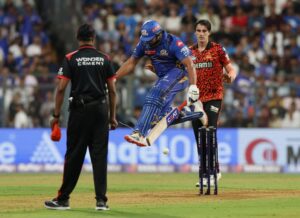 Read more about the article IPL में आज रात होगी दो दिग्गजों की टक्कर: SRH के लिए करो या मरो की स्थिति, MI के पास खुद को मजबूत करने का मौका; हैदराबाद के राजीव गांधी इंटरनेशनल क्रिकेट स्टेडियम में रात 7:30 बजे से खेला जाएगा महामुकाबला!