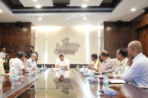 Read more about the article मुख्यमंत्री ने केंद्र से मांगी 7 नई NH परियोजनाओं की मंजूरी, सिंहस्थ 2028 पर विशेष फोकस; केंद्रीय मंत्री नितिन गडकरी 10 अप्रैल को करेंगे 5832 करोड़ की परियोजनाओं का लोकार्पण-भूमिपूजन