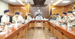 Read more about the article MP में पाकिस्तानी नागरिकों को प्रदेश से बाहर करने का अभियान तेज़: सीएम डॉ. मोहन यादव ने दिए कड़े निर्देश, कहा – शिक्षण संस्थाओं पर विशेष निगरानी की जाए