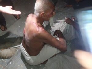 Read more about the article नीमच में जैन मुनियों पर दरिंदों ने किया हमला: मंदिर में घुसकर लाठियों से पीटा, कपड़े फाड़े, सिर फोड़ा; राजस्थान के 6 आरोपी गिरफ्तार