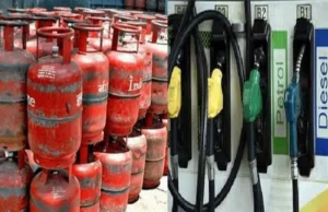 Read more about the article पेट्रोल-डीजल पर बढ़ी एक्साइज ड्यूटी और गैस सिलेंडर की कीमत में इजाफा: आम जनता पर असर नहीं, लेकिन जेब पर असर पड़ने की आशंका