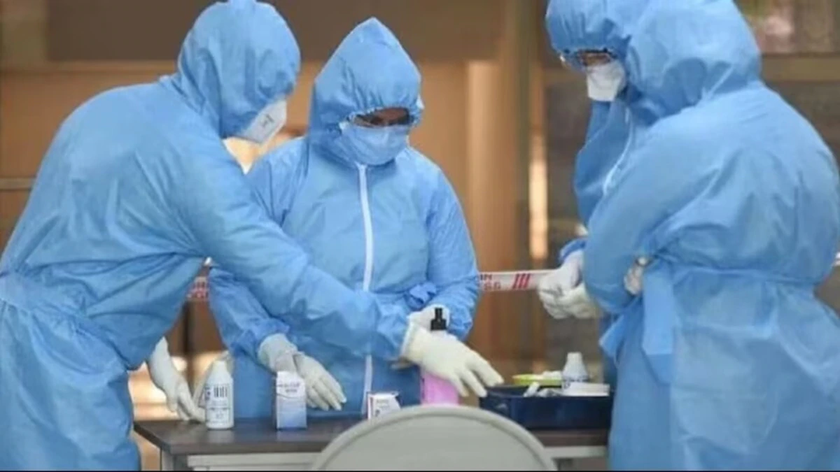 You are currently viewing देश में फिर बढ़ने लगे कोरोना के मामले: नए वैरिएंट्स के एक हफ्ते में मिले 787 नए मरीज, 11 की मौत; JN.1 वैरिएंट बना चिंता का कारण!