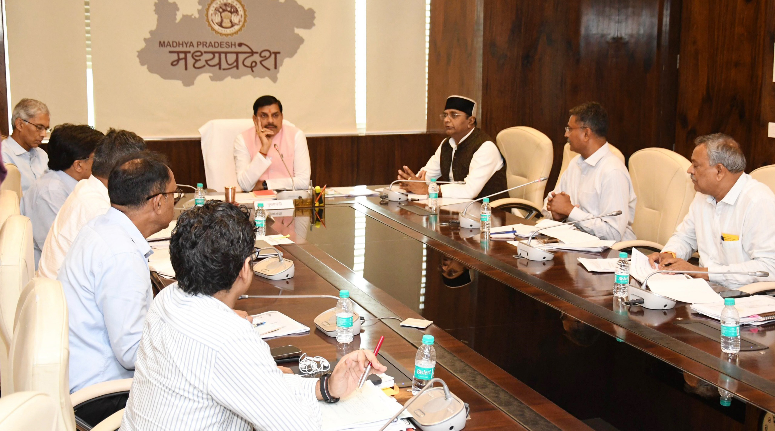 You are currently viewing खेलों में मप्र को राष्ट्रीय हब बनाने की तैयारी: ₹985 करोड़ का मेगा स्पोर्ट्स कॉम्प्लेक्स बनेगा भोपाल में, मुख्यमंत्री डॉ. मोहन यादव ने किया बड़ा ऐलान; 2028 में राष्ट्रीय खेलों की मेजबानी करेगा MP