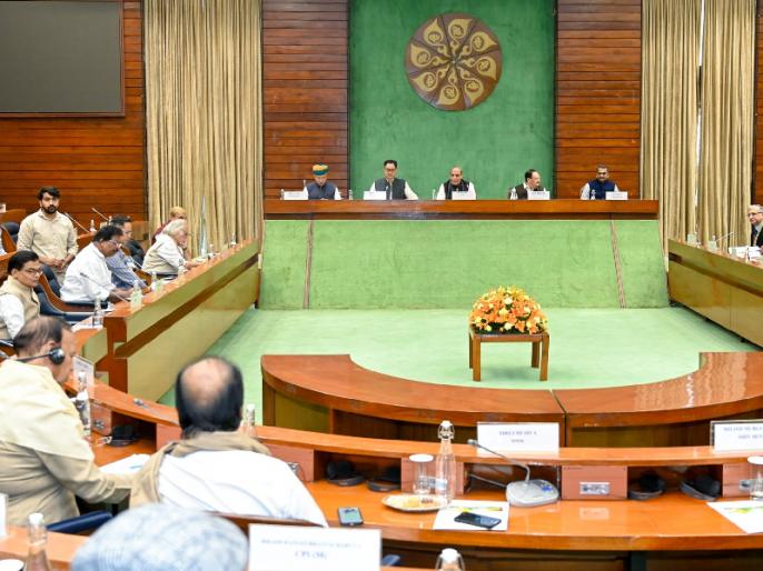 You are currently viewing ऑपरेशन सिंदूर अभी जारी है! दिल्ली में आयोजित हुई सर्वदलीय बैठक, सरकार ने दी ऑपरेशन की अंदरूनी जानकारी; विपक्ष समेत AIMIM प्रमुख असदुद्दीन ओवैसी ने सरकार को दिया समर्थन!