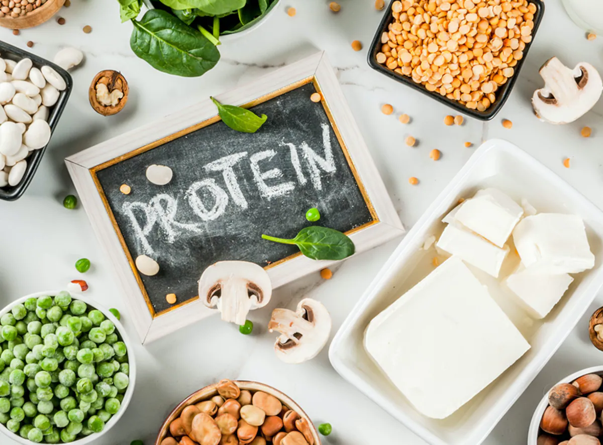 You are currently viewing हेल्दी रहने की चाबी छुपी है आपकी रसोई में! जानिए वो 5 शाकाहारी चीजें जो हैं प्रोटीन का पावरहाउस