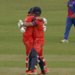 तीन सुपर ओवर, एक रोमांचक इतिहास! नीदरलैंड्स ने नेपाल को हराकर रचा टी-20 क्रिकेट में नया रिकॉर्ड, तीसरे सुपर ओवर में छक्का मारकर दर्ज की ऐतिहासिक जीत!