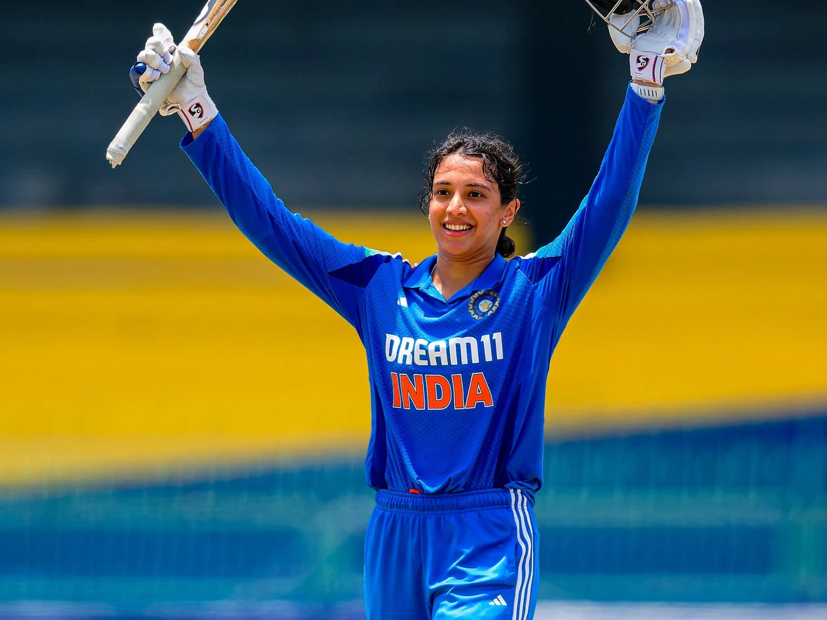 You are currently viewing ICC वनडे रैंकिंग में भारत को बड़ी सफलता: स्मृति मंधाना बनीं दुनिया की नंबर-1 बल्लेबाज़, लौरा वोल्वार्ट और सिवर-ब्रंट को पछाड़ा!