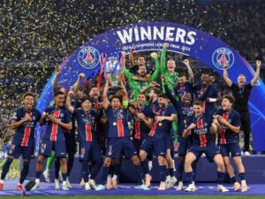 Read more about the article PSG ने इंटर मिलान को 5-0 से हराकर पहली बार UEFA चैंपियंस लीग जीती, 20 वर्षीय देजिरे डूए बने स्टार खिलाड़ी; PSG मैनेजर लुइस एनरिक ने जीत को बेटी को किया समर्पित!