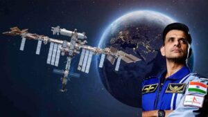 Read more about the article शुभांशु शुक्ला ने अंतरिक्ष से की उत्तर प्रदेश और केरल के छात्रों से लाइव बातचीत, बताया जीरो ग्रैविटी में कैसे सोते हैं एस्ट्रोनॉट्स; छात्रों से साझा किए अनोखे अनुभव!