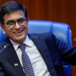 पूर्व CJI चंद्रचूड़ अब भी नहीं छोड़ रहे सरकारी बंगला, सुप्रीम कोर्ट प्रशासन ने केंद्र को भेजी चिट्ठी; 8 महीने बाद भी Type-VIII बंगले में जमे हैं पूर्व प्रधान न्यायाधीश!