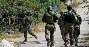 Read more about the article कुलगाम के अखल जंगल में तीसरे दिन भी ऑपरेशन जारी, दो आतंकी और छिपे होने की आशंका; अब तक 7 लोकल आतंकी मारे गए!