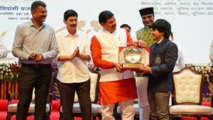 Read more about the article मध्यप्रदेश में खेल प्रतिभाओं का हुआ सम्मान: 38वें नेशनल गेम्स में चमके मप्र के सितारे, 82 खिलाड़ियों को मिला सम्मान; नेशनल गेम्स के पदक विजेताओं को CM ने दिए 5.46 करोड़ के पुरस्कार!