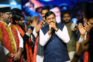 Read more about the article भोपाल में जन्माष्टमी धूमधाम: CM मोहन यादव ने गाए भजन, सुनील शेट्टी बोले – ‘भोपाल वालों मैं तुम्हें भूल जाऊं, ये हो नहीं सकता’