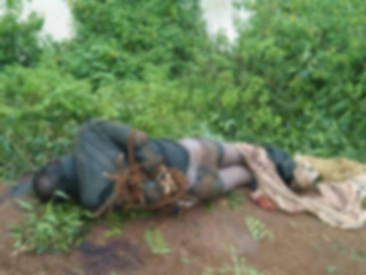 You are currently viewing जबलपुर में खौफनाक वारदात: घरेलू विवाद ने ली जान, दो बेटों ने मिलकर लाठी-डंडों से हमला कर पिता को मौत के घाट उतारा; पुलिस ने किया गिरफ्तार!