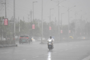 Read more about the article मध्यप्रदेश में स्ट्रॉन्ग सिस्टम एक्टिव, 12 जिलों में भारी बारिश का अलर्ट; डैमों के गेट खुले, नदियों का जलस्तर बढ़ा!