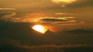 Read more about the article New Year 2026: यहां देखिए साल 2026 का सबसे पहला सूर्योदय, घूमने के लिए भी है परफेक्‍ट, जानें कैसे पहुंचें