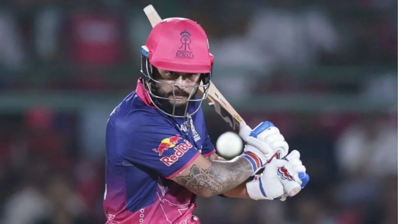 You are currently viewing RR vs DC: BCCI की सजा के बाद रियान पराग का गरजा बल्ला, दिल्ली के खिलाफ कूट डाले 90 रन