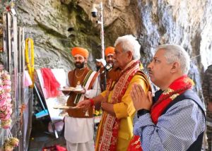Read more about the article अमरनाथ यात्रा 2026: पहली पूजा के साथ तैयारियां अंतिम चरण में, 3 जुलाई से शुरू होगी 57 दिन की पवित्र यात्रा