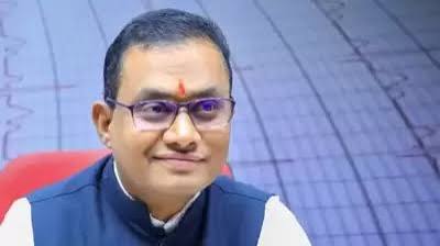 You are currently viewing NEET UG 2026 Paper Leak: CBI का बड़ा दावा, लातूर कोचिंग संचालक ने ₹5 लाख देकर खरीदे केमिस्ट्री के सवाल, 111 प्रश्न मास्टर पेपर से मिले मैच