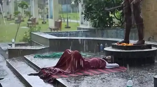 You are currently viewing रांची में भर्ती परीक्षा विवाद पर छात्रों का आंदोलन तेज, अनशन जारी, 7 अगस्त को विधानसभा घेराव की चेतावनी
