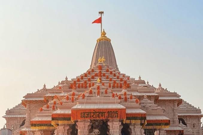 You are currently viewing अयोध्या राम मंदिर में आरती दर्शन के लिए तत्काल पास व्यवस्था लागू, राम दरबार दर्शन अब बिना पास के संभव